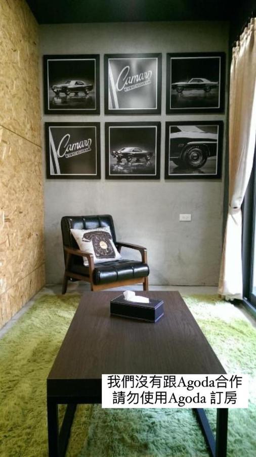 Original Bnb Tainan Bagian luar foto